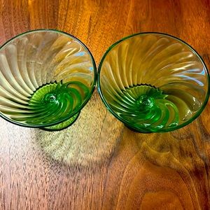 Vintage Federal Glass Uranium Green Dessert Bowls. Set of 2. Swirl pattern.
